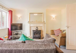 Central 2 Bed House w/ Garden and Free Parking!